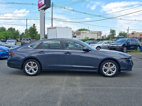 Used 2023 Honda Accord LX image 8
