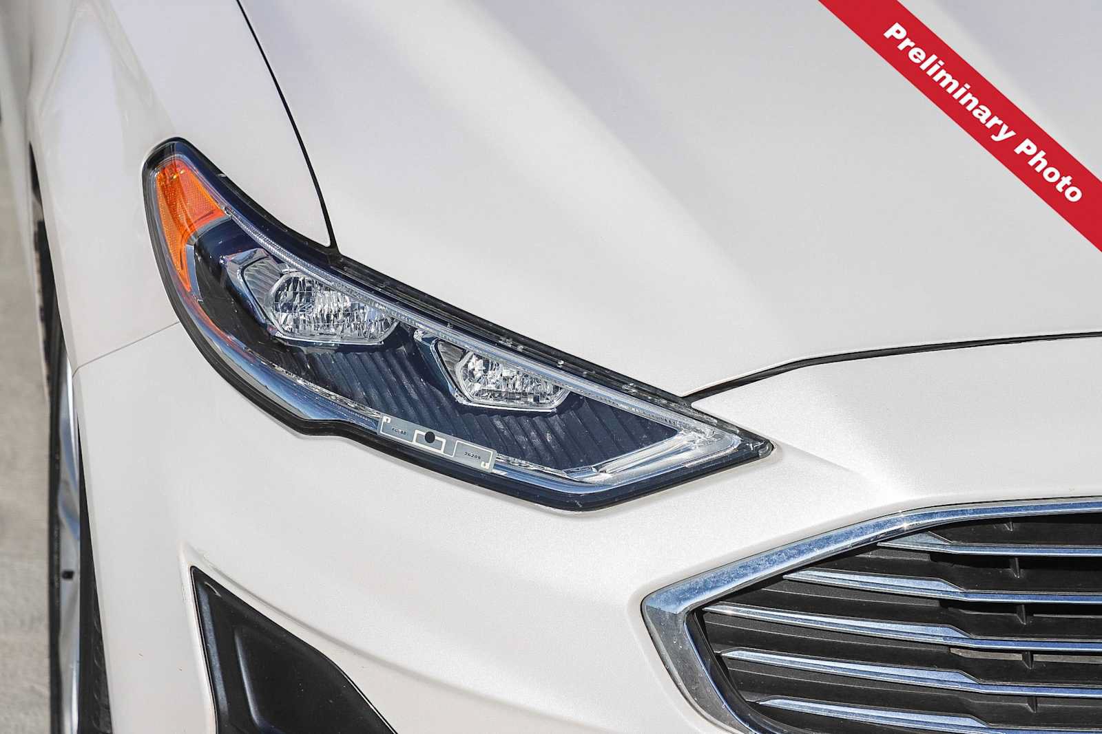Used 2019 Ford Fusion SEL FWD image 4
