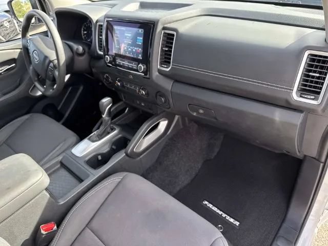 Used 2022 Nissan Frontier SV AWD/4WD image 24