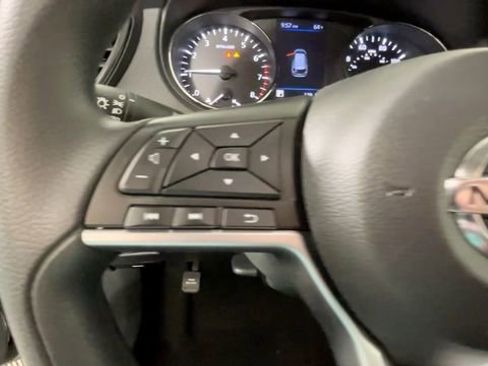 Used 2020 Nissan Rogue S AWD/4WD image 26