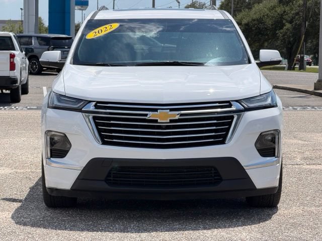 Used 2022 Chevrolet Traverse Premier FWD image 2