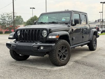 Used 2023 Jeep Gladiator Sport
