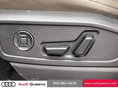 Used 2025 Audi Q5 Premium Plus w/ Premium Plus AWD/4WD image 20