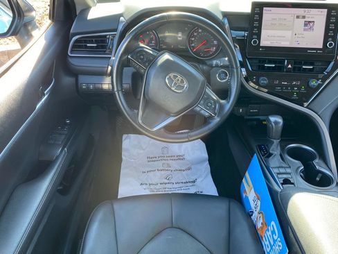 Used 2023 Toyota Camry XSE FWD image 10