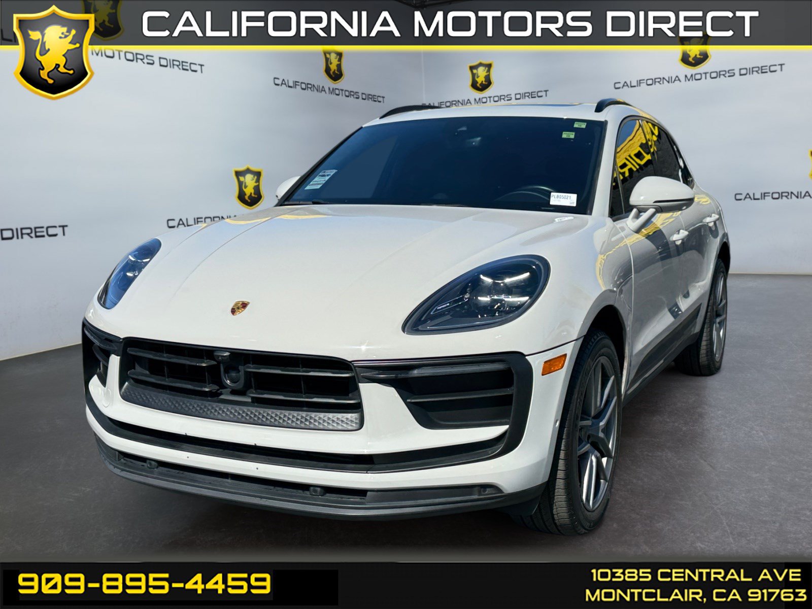 Used 2023 Porsche Macan w/ Premium Package Plus AWD/4WD image 1