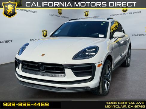 Used 2023 Porsche Macan w/ Premium Package Plus AWD/4WD image 1
