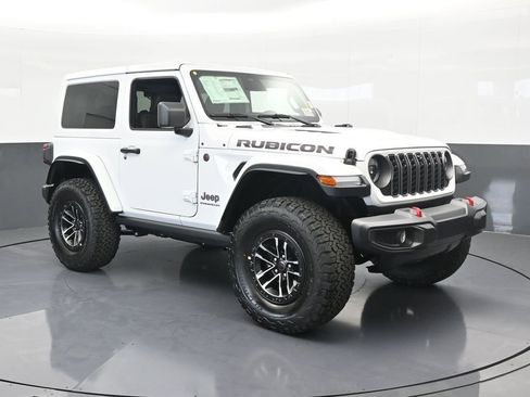 New 2025 Jeep Wrangler Rubicon w/ Xtreme 35 Tire Package image 8
