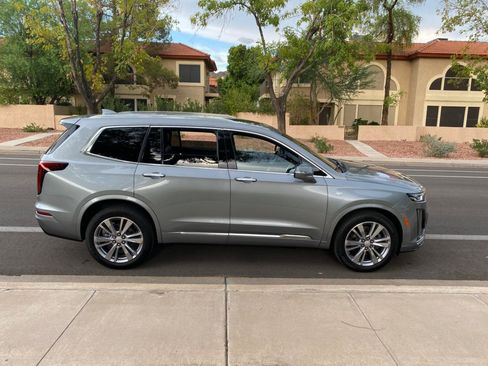 Used 2024 Cadillac XT6 Premium Luxury AWD/4WD image 63