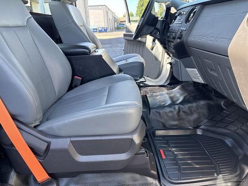 Used 2013 Ford F250 XL RWD image 28