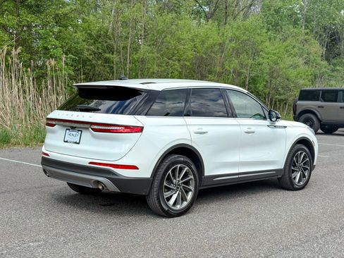 Used 2023 Lincoln Corsair AWD w/ Equipment Group 101A image 6