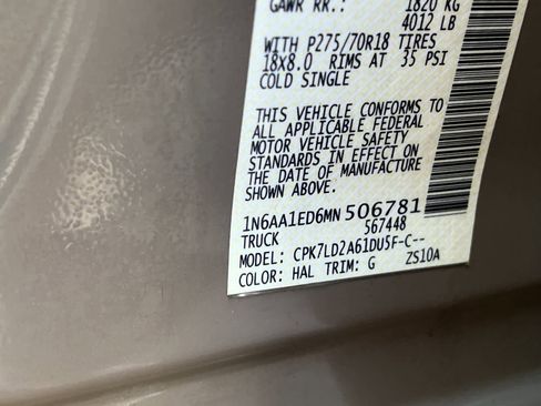 Used 2021 Nissan Titan PRO-4X w/ Pro-4x Convenience Package image 26