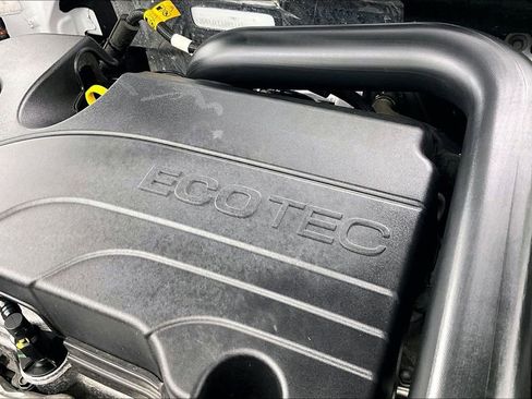 Used 2024 Chevrolet Equinox LT image 34