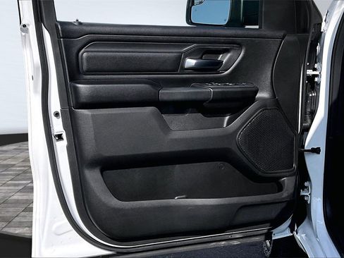 New 2026 RAM 1500 Express image 32