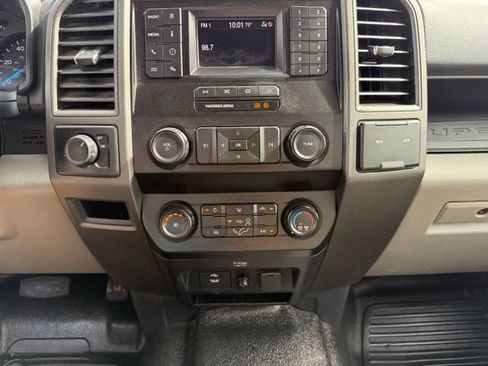 Used 2022 Ford F250 XL w/ Power Equipment Group RWD image 20