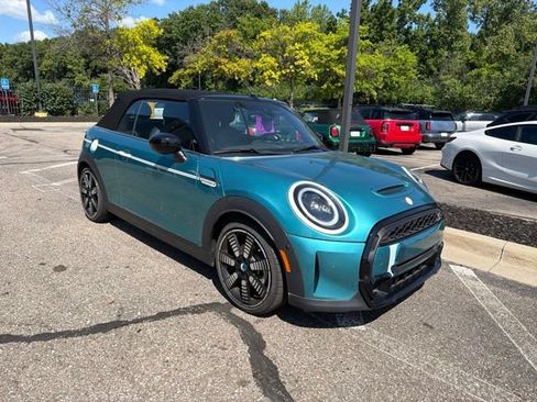 Used 2024 MINI Cooper S w/ Seaside Edition FWD image 3