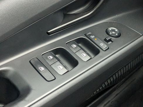 New 2025 Hyundai Elantra Sport image 21