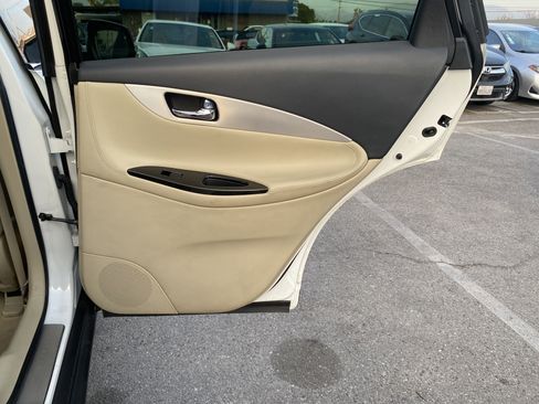 Used 2017 INFINITI QX50 2WD image 20