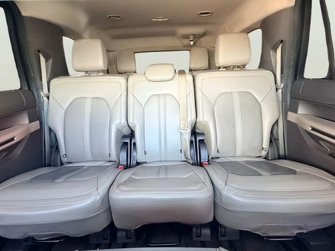 Used 2021 Ford Expedition Max Limited RWD image 25