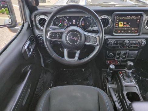 Used 2023 Jeep Wrangler Unlimited Rubicon 4xe w/ Cold Weather Group AWD/4WD image 16