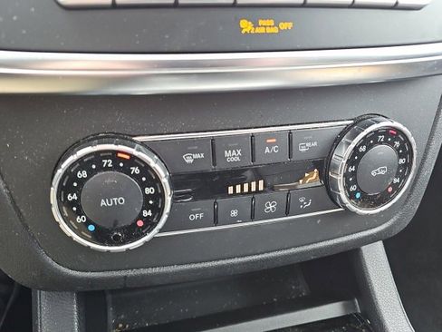 Used 2013 Mercedes-Benz ML 350 BlueTEC 4MATIC image 20