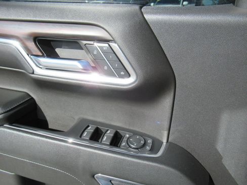 Used 2024 GMC Sierra 1500 SLT w/ SLT Premium Plus Package AWD/4WD image 23