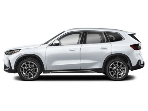Used 2024 BMW X1 xDrive28i w/ Convenience Package AWD/4WD image 3