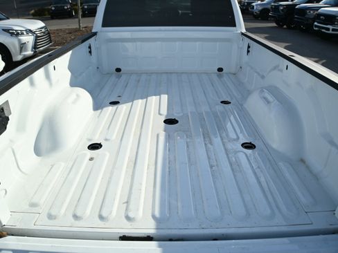 Used 2024 RAM 3500 Tradesman image 13