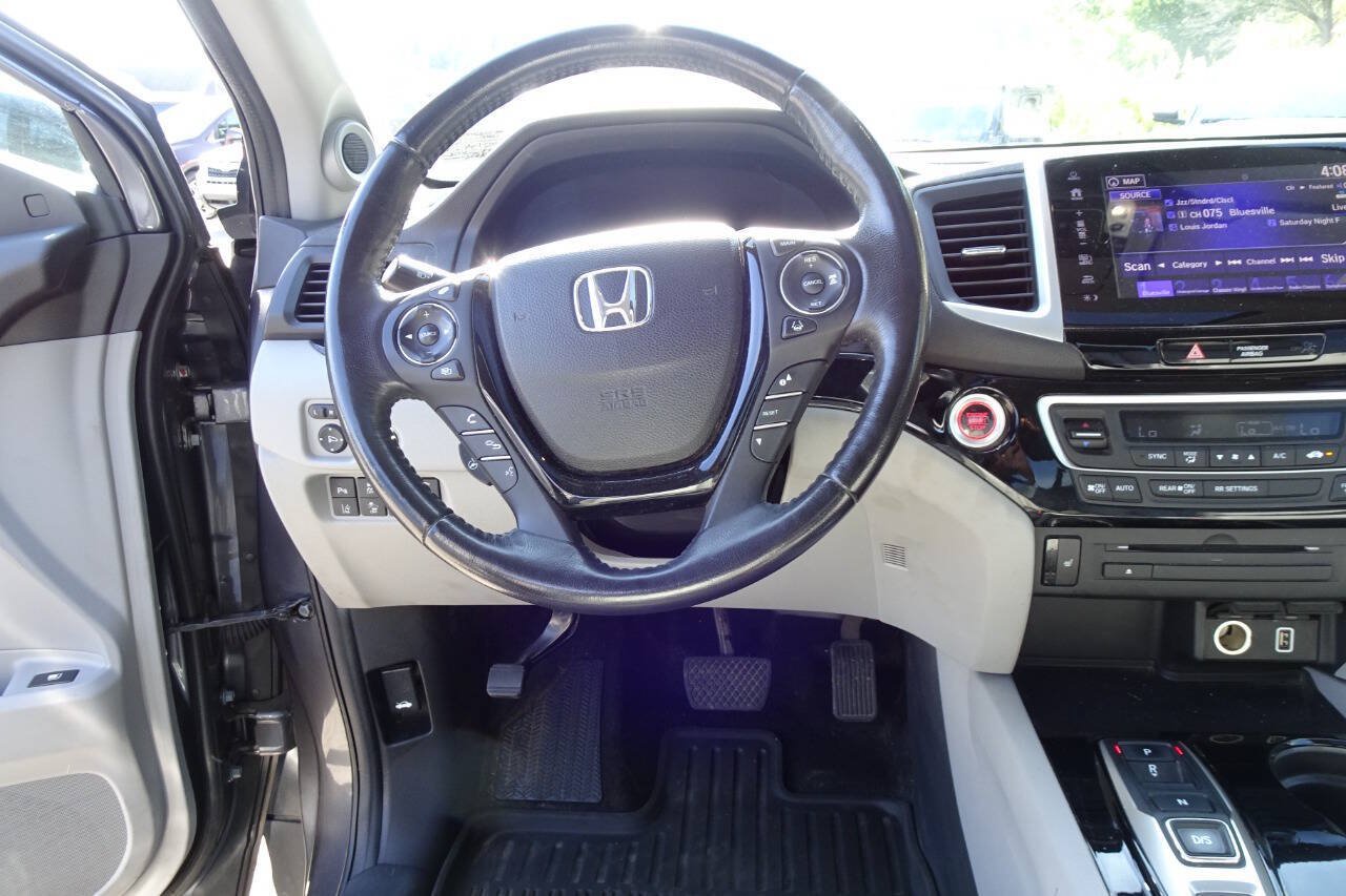 Used 2020 Honda Ridgeline RTL-E image 19