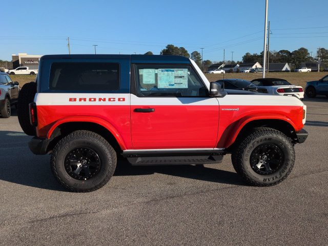 Used 2025 Ford Bronco Stroppe Edition AWD/4WD image 3