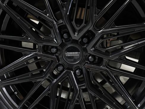 Used 2024 Toyota Land Cruiser image 48