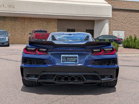 Used 2025 Chevrolet Corvette Z06 RWD image 6