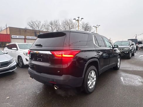 Used 2018 Chevrolet Traverse LT image 5