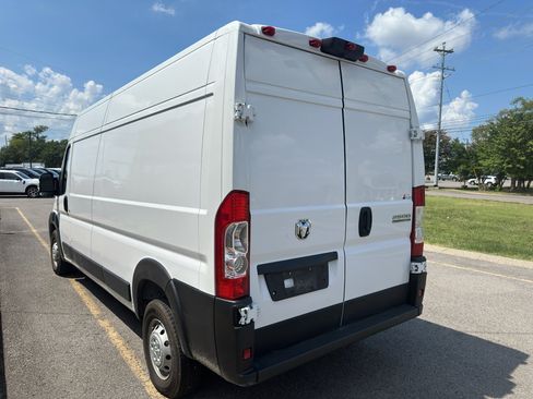 Used 2023 RAM ProMaster 2500 FWD image 6