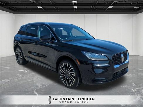 Certified 2022 Lincoln Corsair Reserve w/ Equipment Group 201A AWD/4WD image 7
