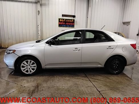 Used 2012 Kia Forte LX FWD image 5