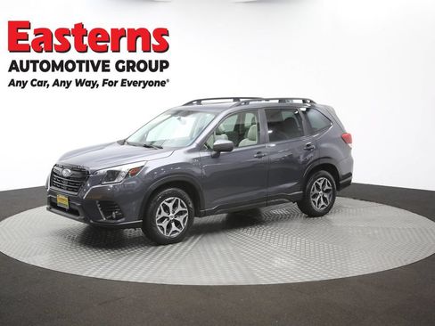 Used 2023 Subaru Forester Premium AWD/4WD image 61