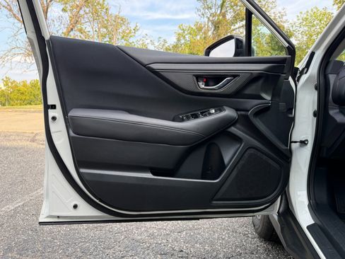 Used 2022 Subaru Outback Premium image 14