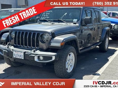 Used 2022 Jeep Gladiator Sport image 1