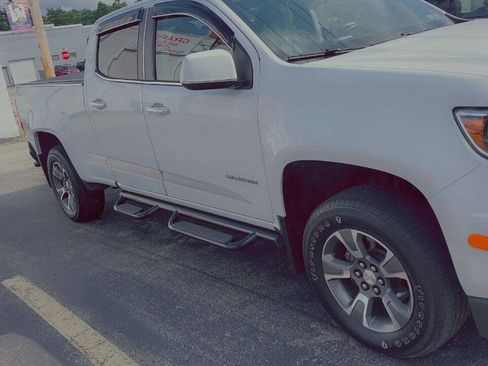 Used 2015 Chevrolet Colorado Z71 image 3