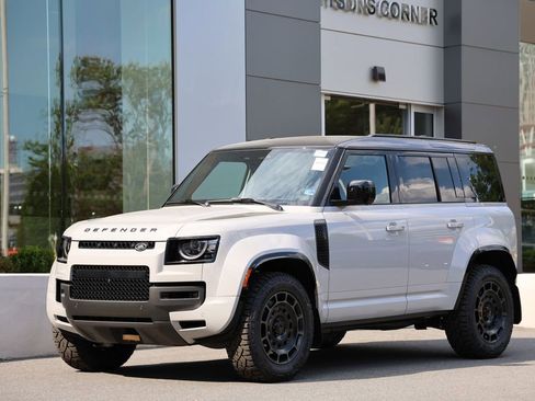 New 2026 Land Rover Defender 110 OCTA AWD/4WD image 1