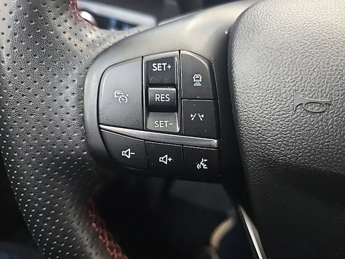 Used 2023 Ford Escape ST-Line w/ Tech Pack #1 AWD/4WD image 17