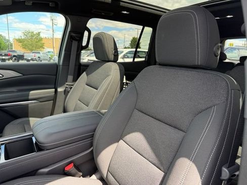 New 2026 Chevrolet Traverse LT w/ Enhanced Driving Package AWD/4WD image 20
