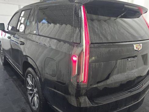 Used 2023 Cadillac Escalade Sport w/ Touring Package AWD/4WD image 3