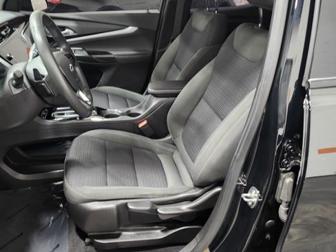 Used 2023 Chevrolet Bolt EUV LT w/ Driver Confidence Package image 21