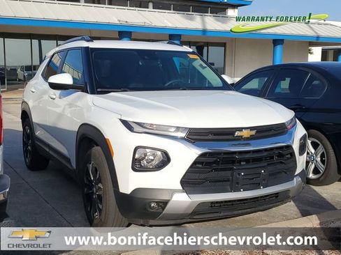 Used 2023 Chevrolet TrailBlazer LT w/ Convenience Package image 1