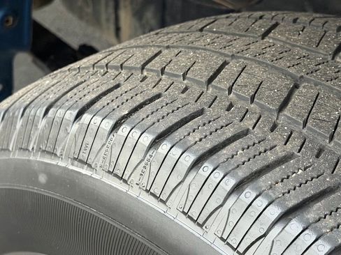 Used 2024 Chevrolet Silverado 1500 LT image 44