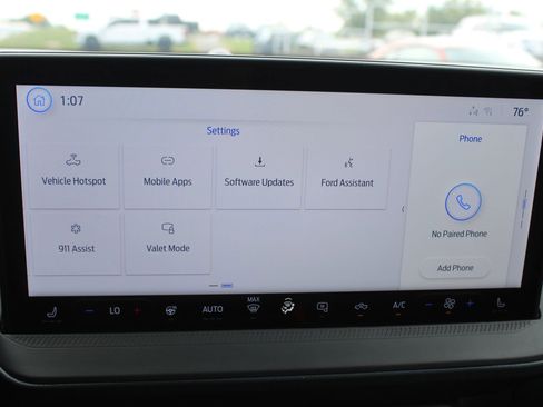 New 2025 Ford Maverick XLT w/ XLT Luxury Package image 28