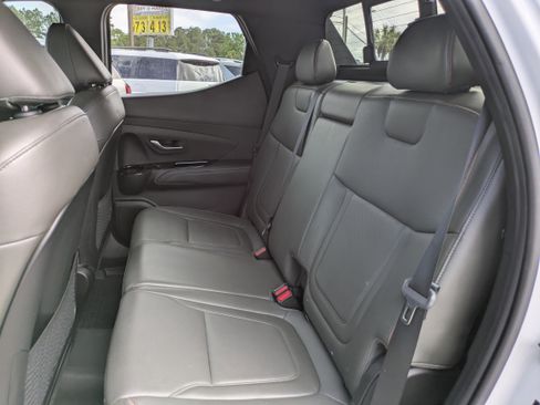 Certified 2024 Hyundai Santa Cruz Limited image 14