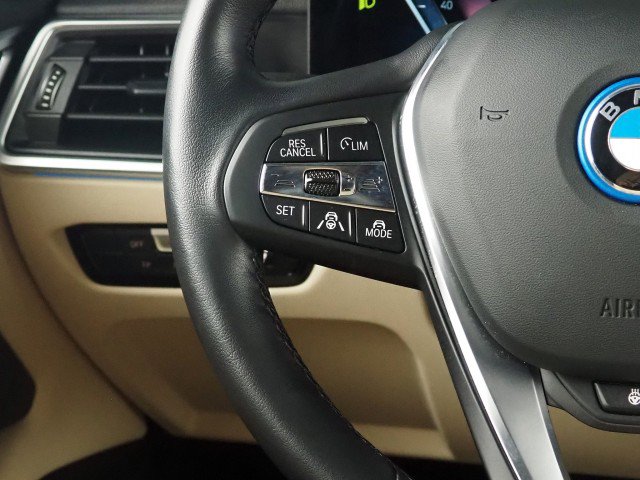 Used 2023 BMW i4 eDrive40 RWD image 23