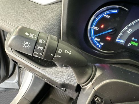 Used 2024 Toyota RAV4 XLE Premium image 15